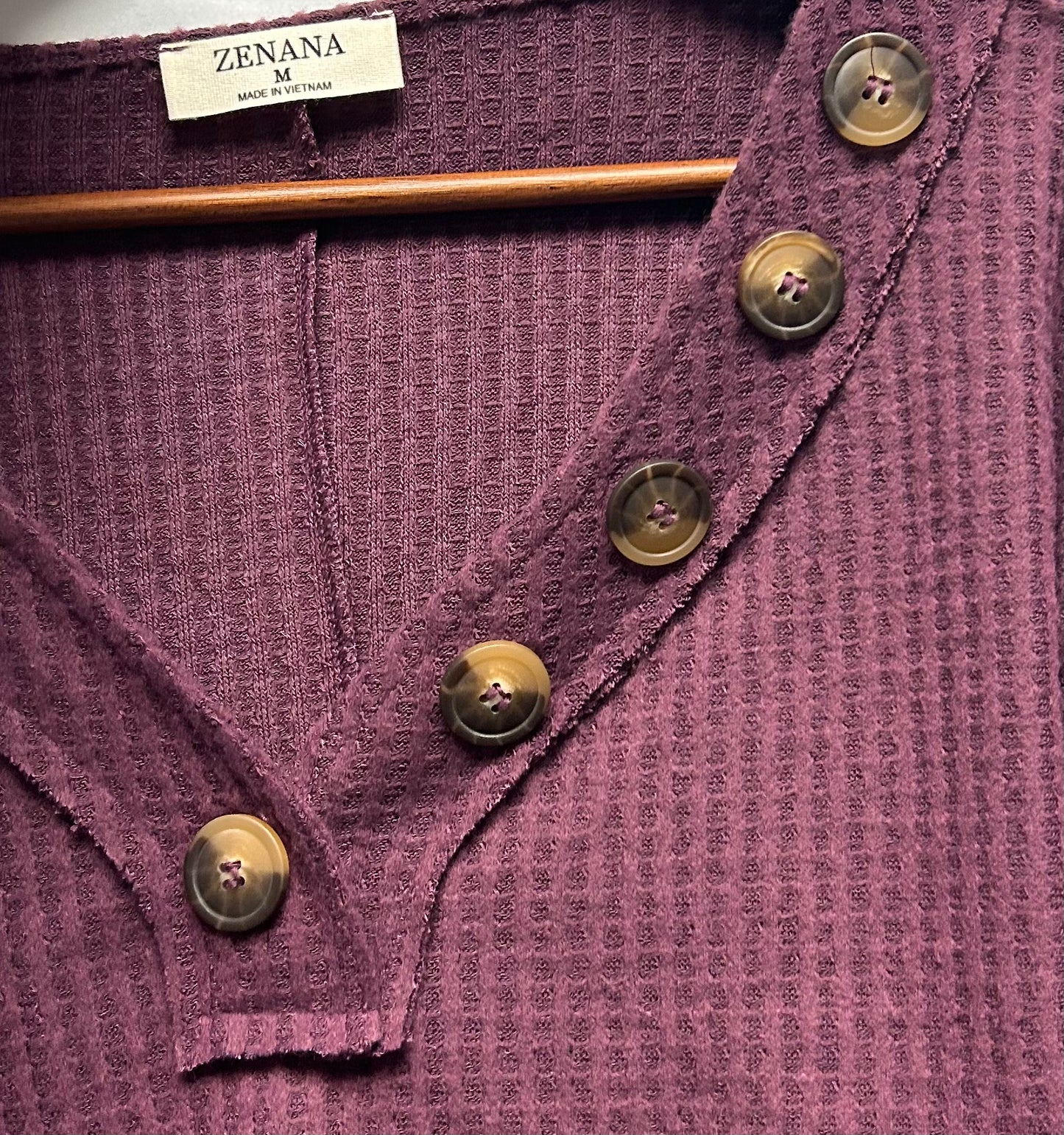 Jersey térmico cepillado con botones y punto tipo gofre