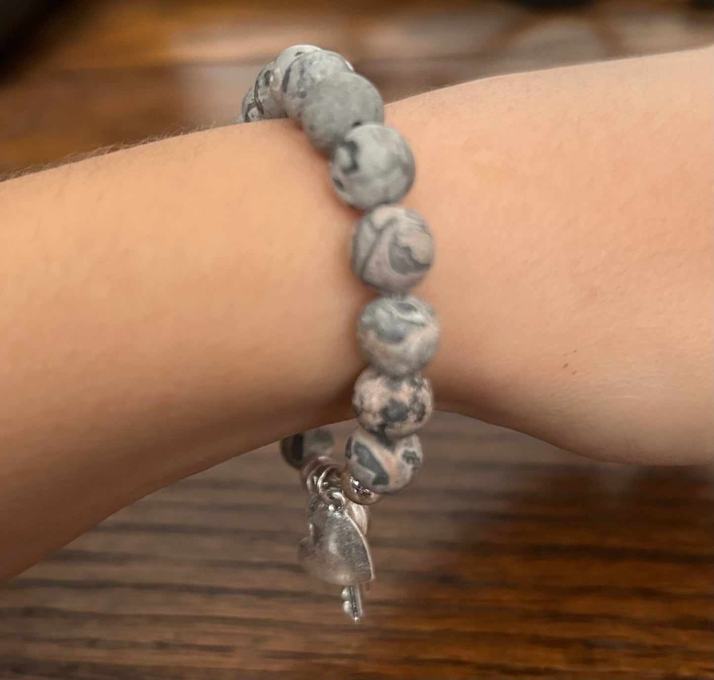 Pulsera Llave a mi Corazón Gris