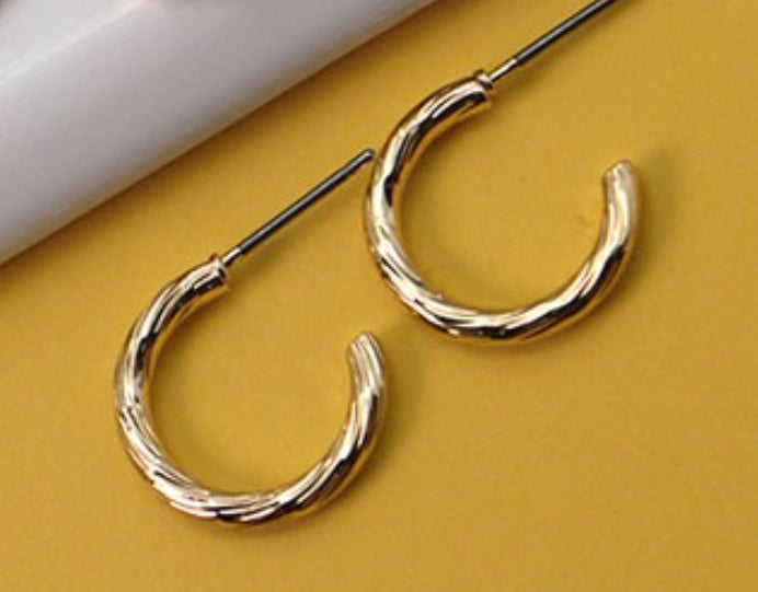 Dainty Gold Hoops