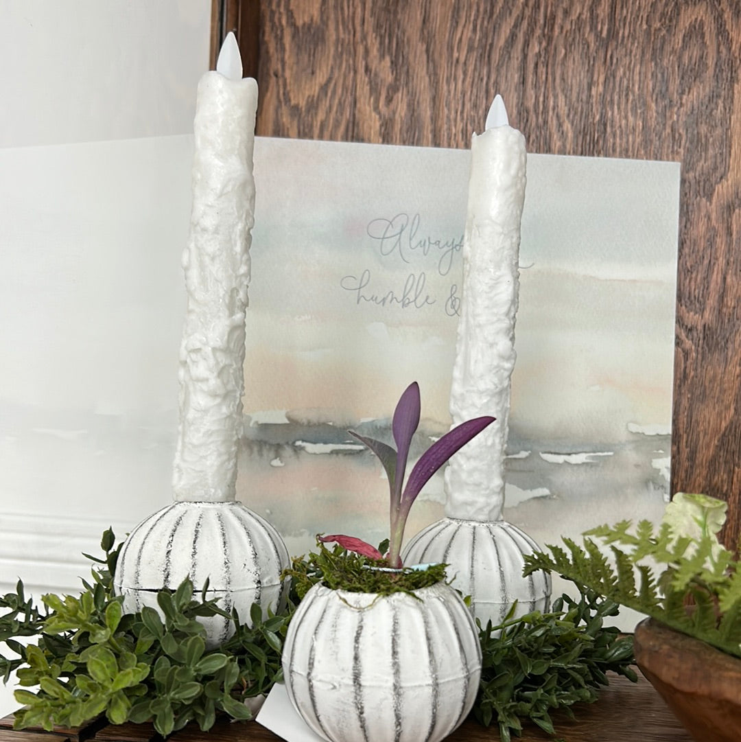Shabby Chic Round Taper Candle Holder